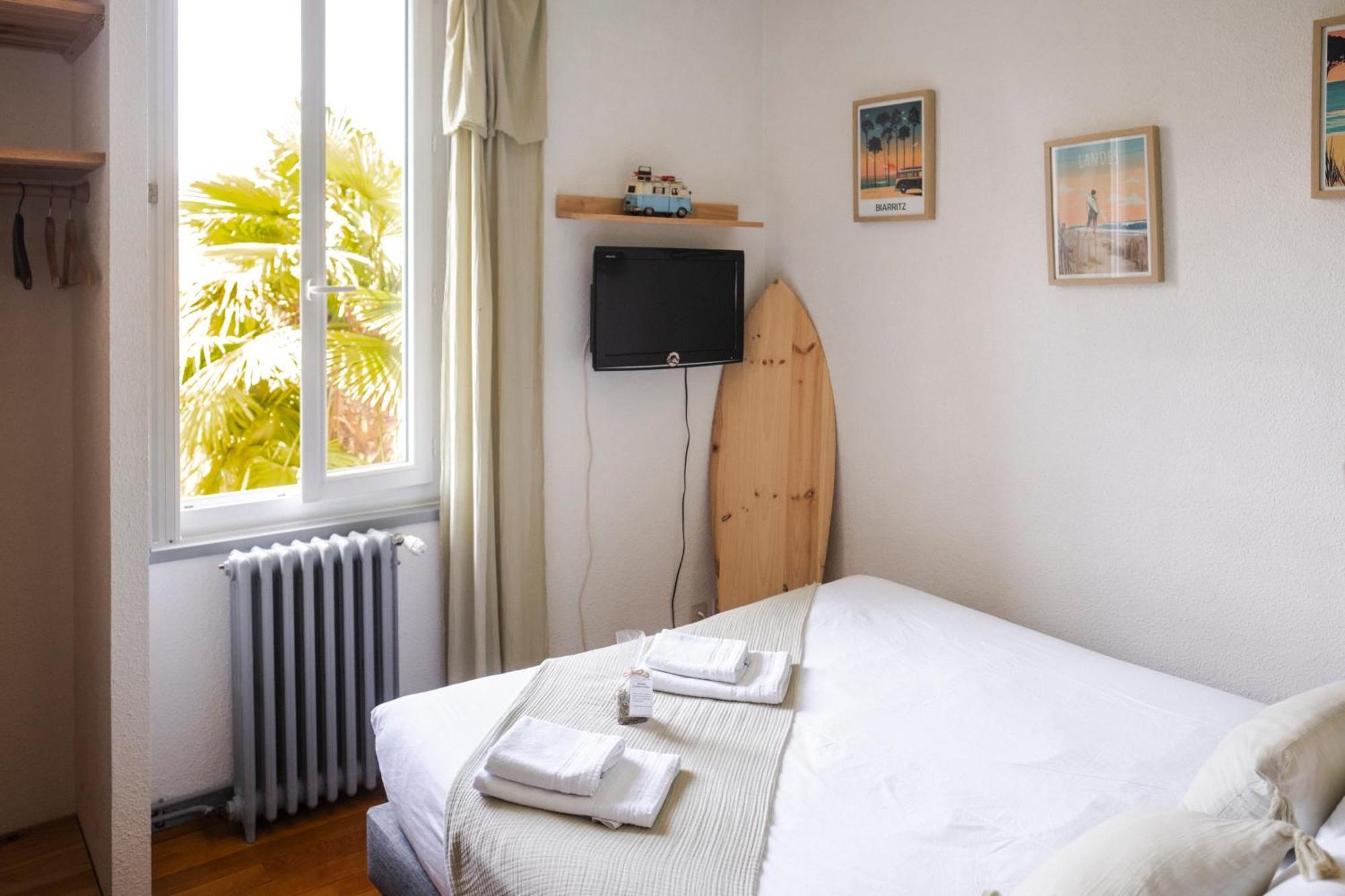 Maison Tournesol Relaxing With Massages Near Pau And Jurancon Gan