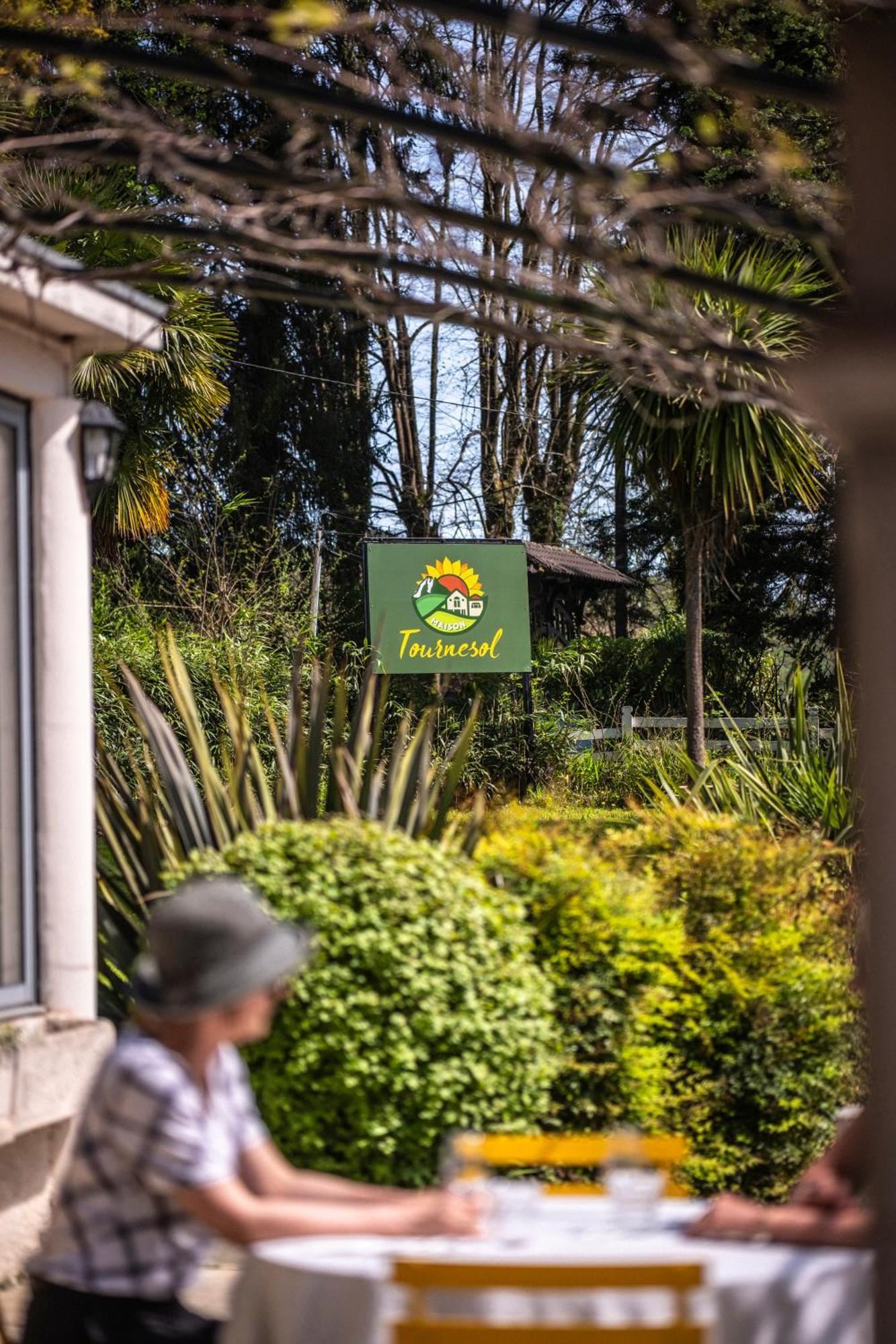 Maison Tournesol Massages Pau Jurancon Bed & Breakfast